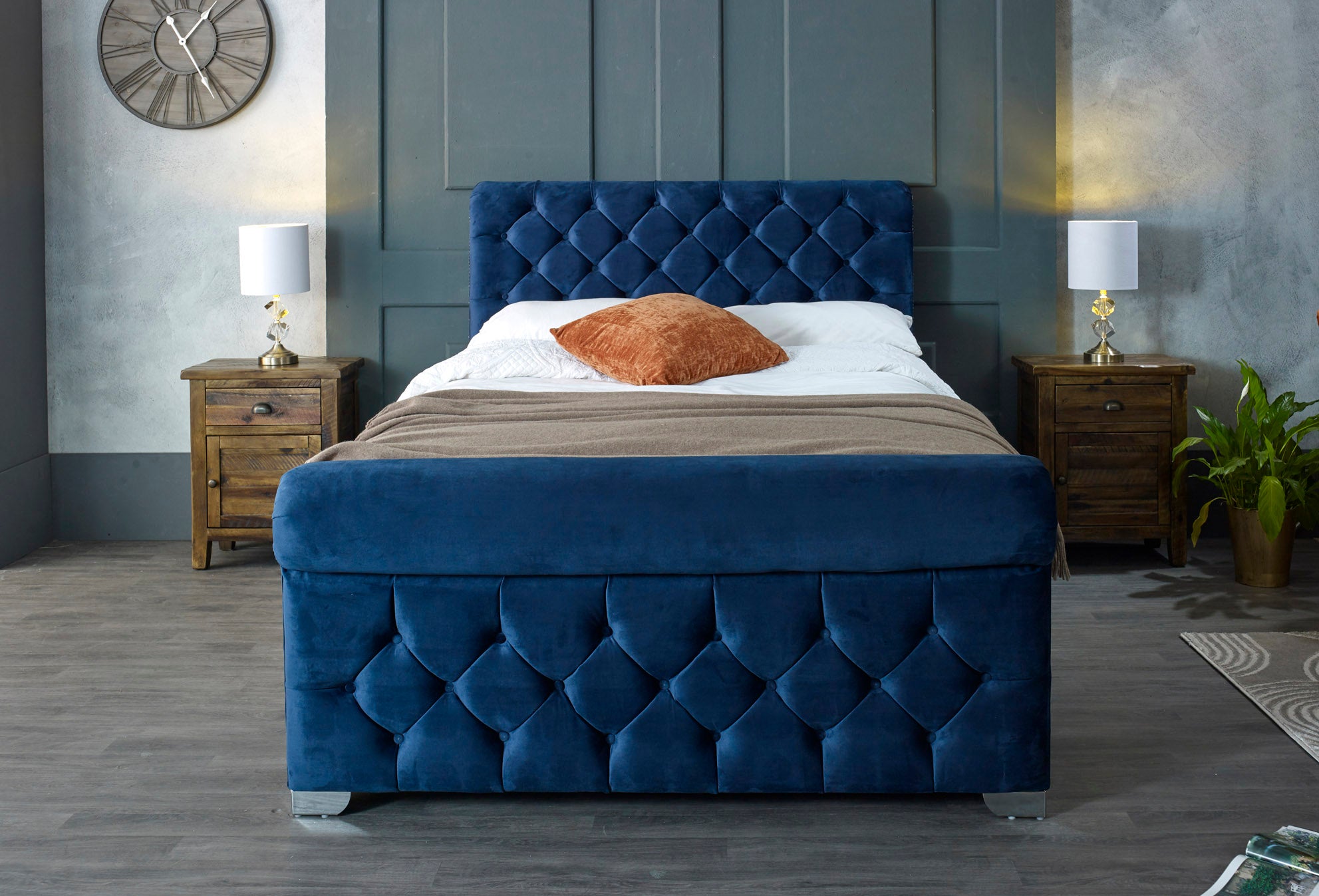 Barber Luxury Bed