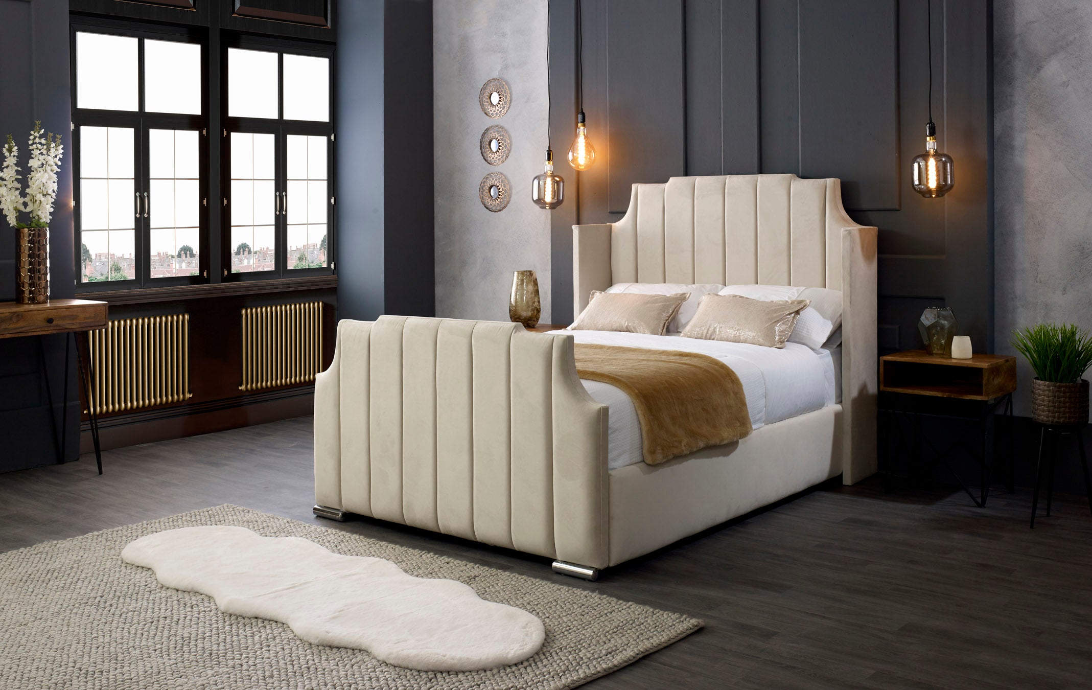Moscow Wing Luxury Bed