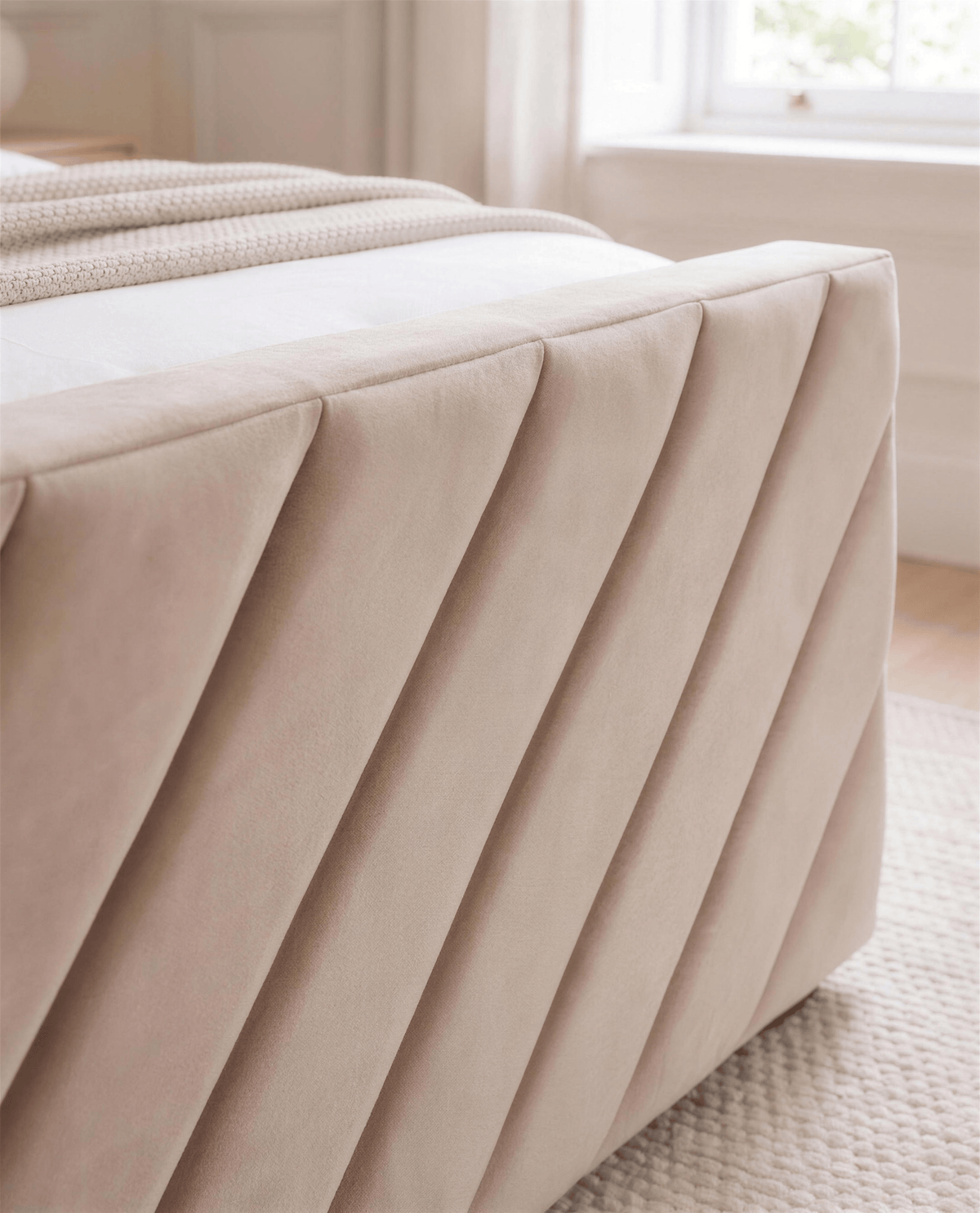Hermes Bed, close-up of the diagonal channel upholstery