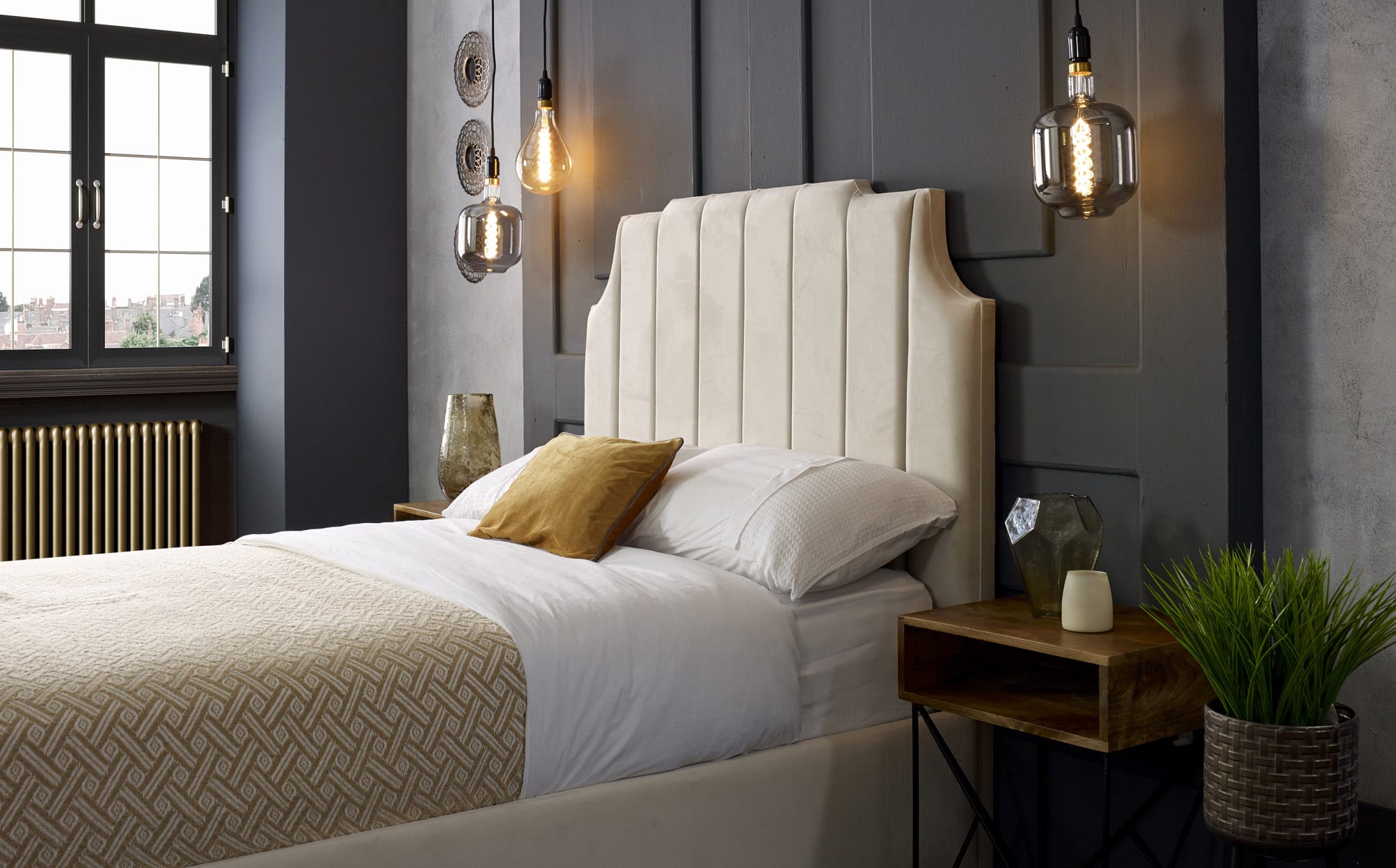 Moscow Luxury Bed