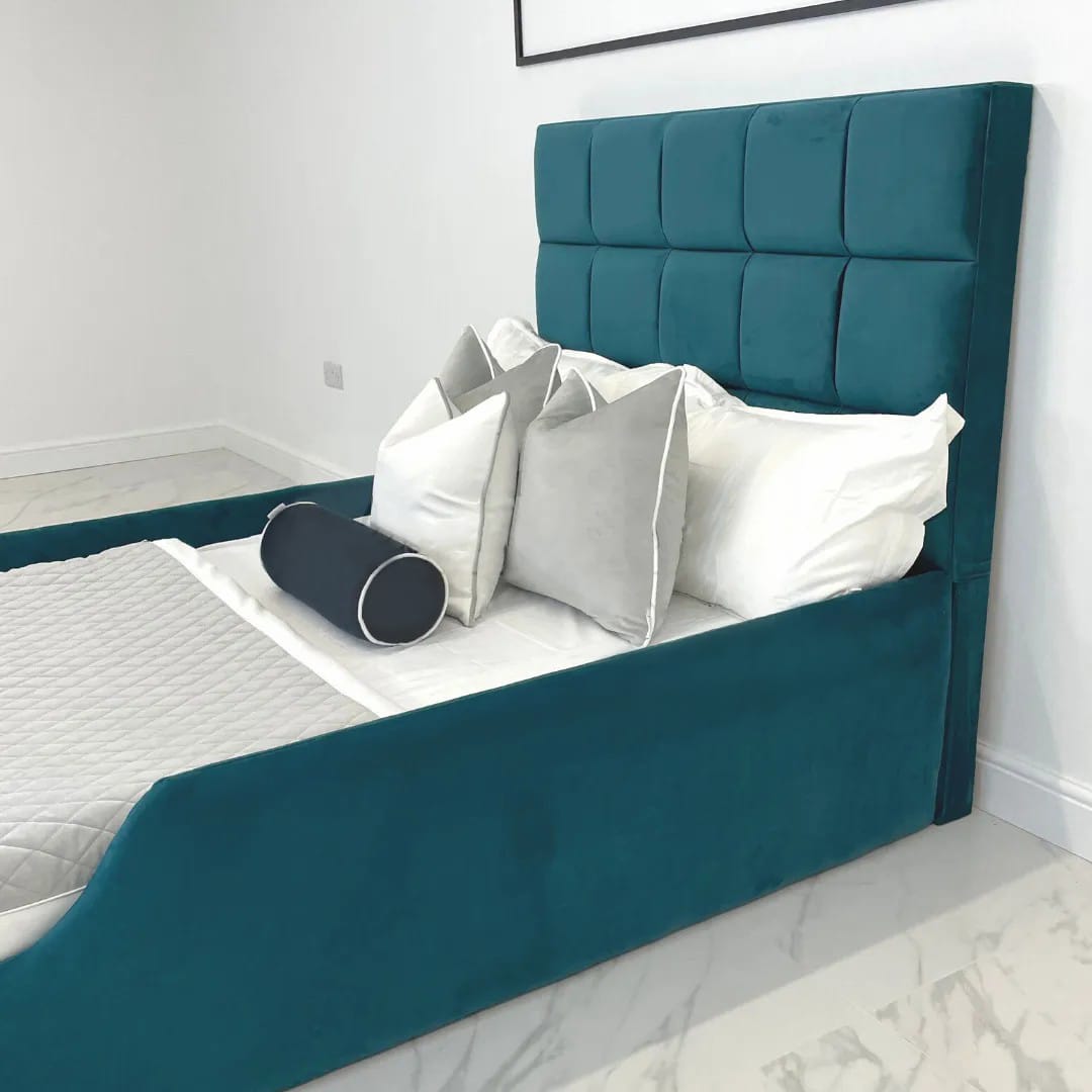 Raven Kids Bed – detail view | Custom Bed Co